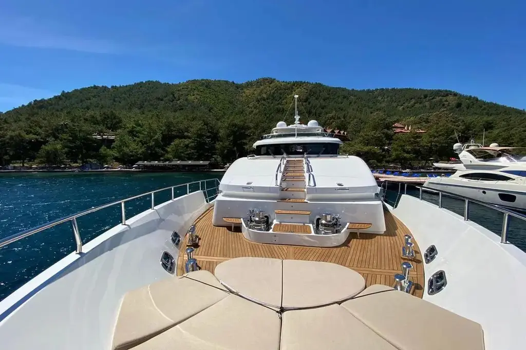 2011 Benetti Delfino 93 Yacht For Sale in South 2011 Benetti Delfino 93 Yacht For Sale in South