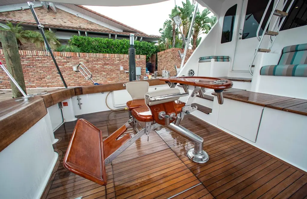 Curious George 2006 Viking 74 Convertible Yacht For Sale in Fort Lauderdale FL Curious George 2006 Viking 74 Convertible Yacht For Sale in Fort Lauderdale FL