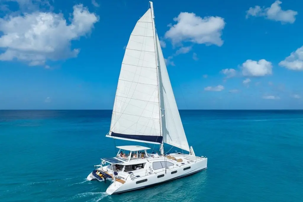  2004 Leopard 62 Yacht For Sale in Christ Church 