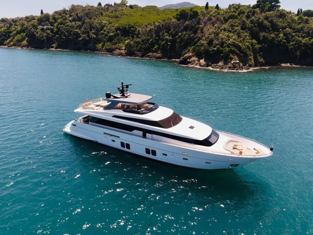 2016 Sanlorenzo SL96 Yacht For Sale in Cancun 2016 Sanlorenzo SL96 Yacht For Sale in Cancun