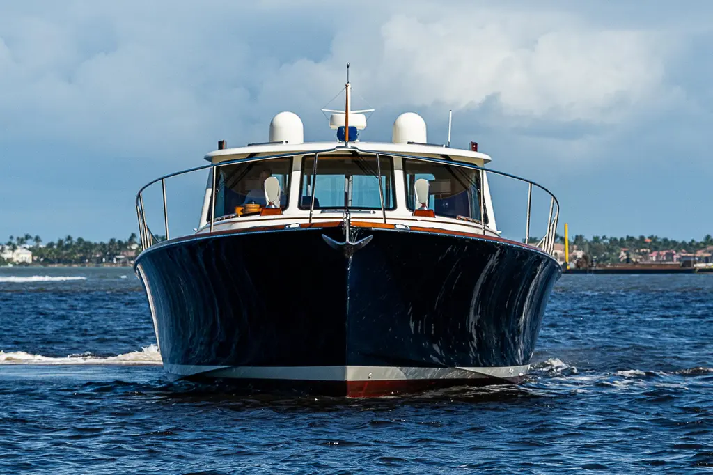 HOOLIGAN VI 2005 Hinckley Talaria 55 Yacht For Sale in Stuart FL HOOLIGAN VI 2005 Hinckley Talaria 55 Yacht For Sale in Stuart FL