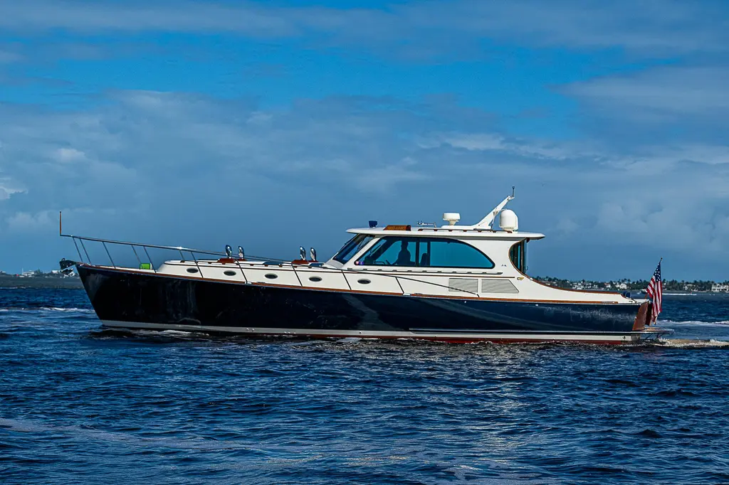 HOOLIGAN VI 2005 Hinckley Talaria 55 Yacht For Sale in Stuart FL HOOLIGAN VI 2005 Hinckley Talaria 55 Yacht For Sale in Stuart FL