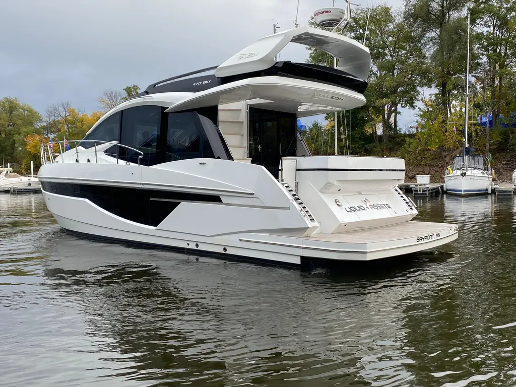 Liquid Assets 2020 Galeon 470 Sky Yacht For Sale in Bayport MN Liquid Assets 2020 Galeon 470 Sky Yacht For Sale in Bayport MN