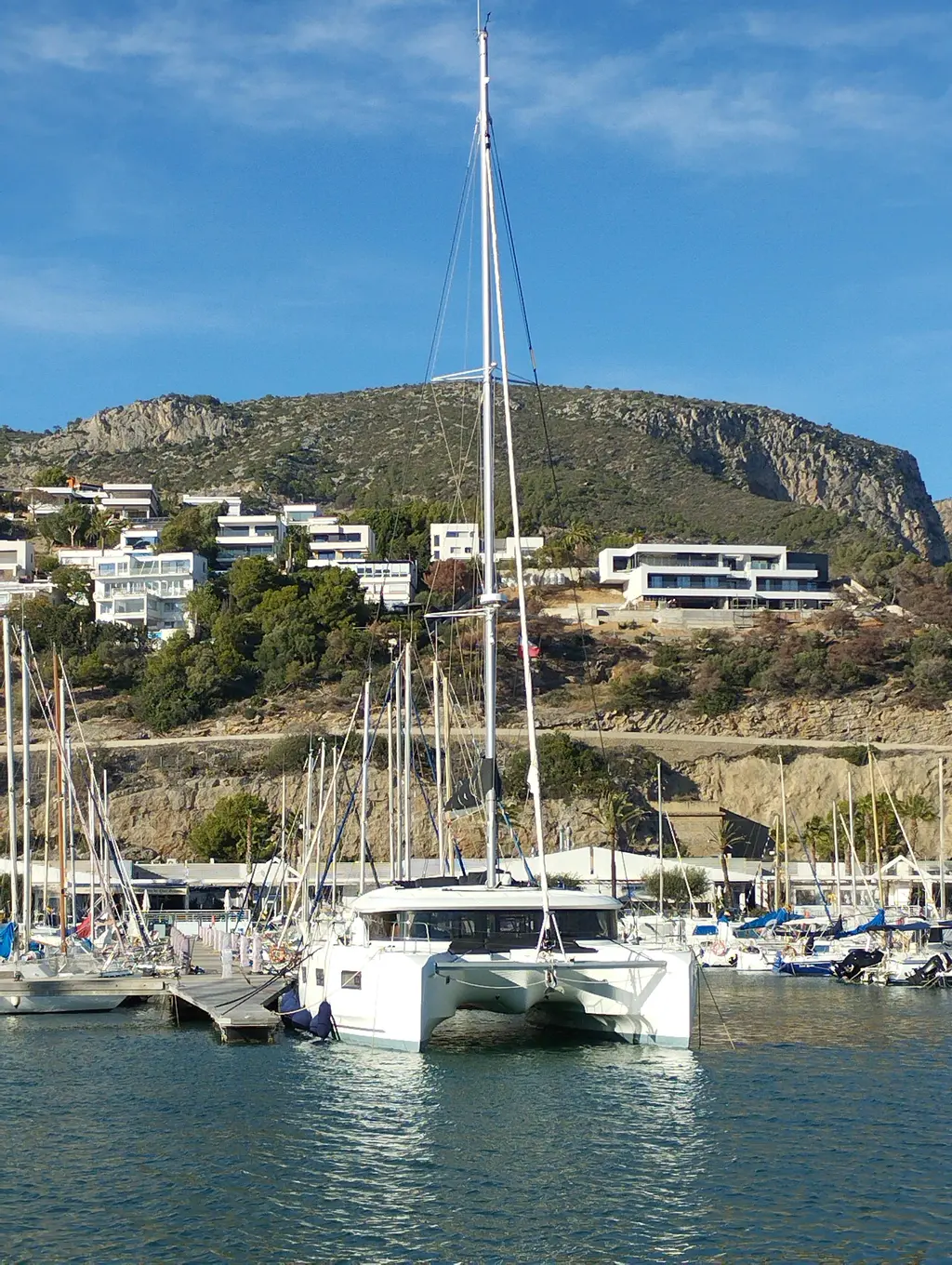 Alma de Sur 2021 Lagoon 46 Yacht For Sale in Port Ginesta ES-B Alma de Sur 2021 Lagoon 46 Yacht For Sale in Port Ginesta ES-B