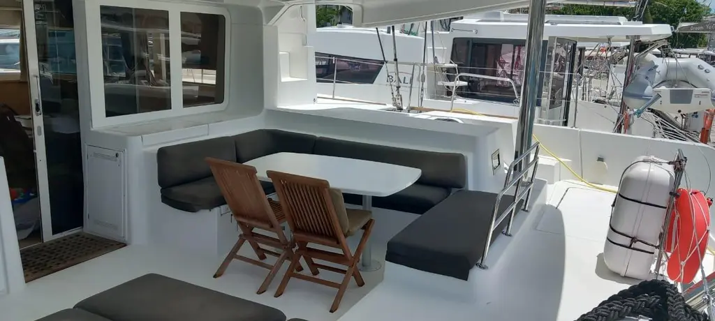 Watteau 2015 Lagoon 52 Yacht For Sale in Trogir 