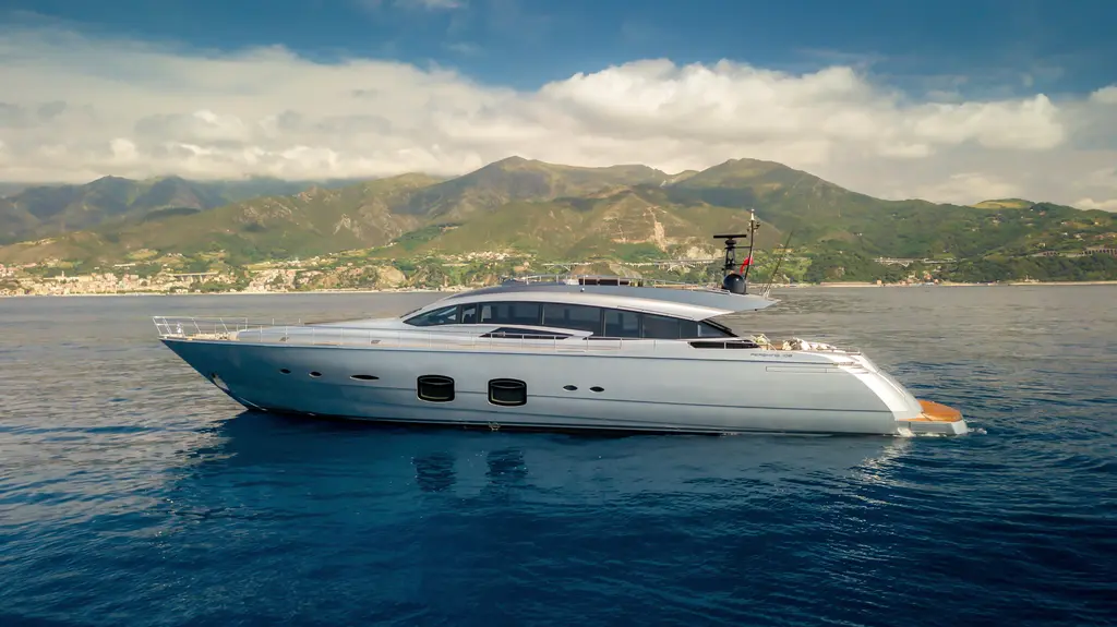 X-TREM II 2015 Pershing 108 Yacht For Sale in Genoa 