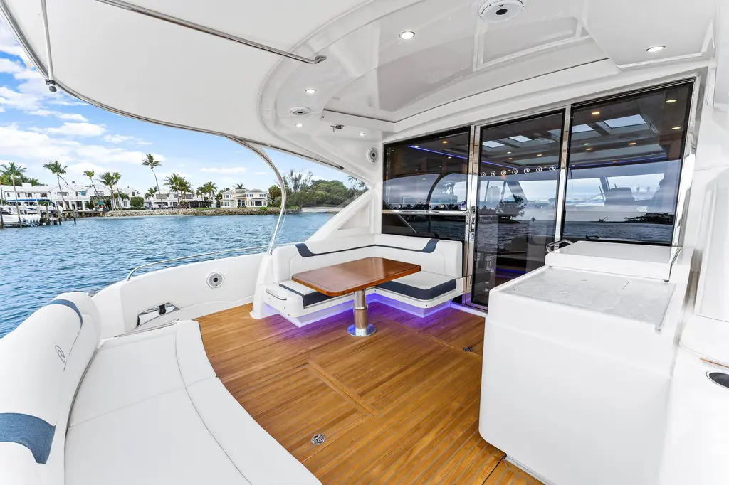 DASH 2022 Riviera 6000 Sport Yacht Platinum Edition Yacht For Sale in Block Island RI