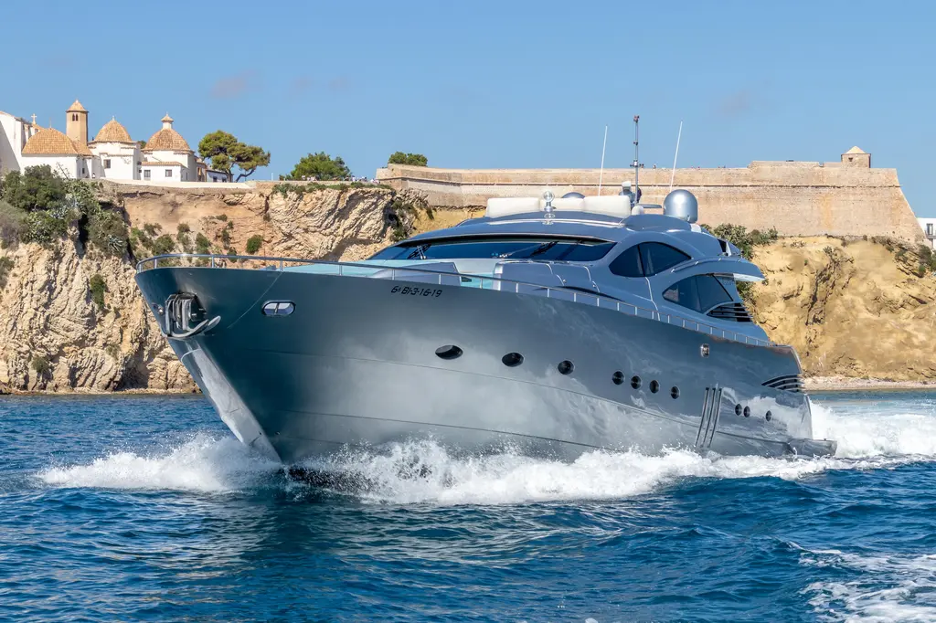 2006 Pershing 90 Yacht For Sale in ibiza ES-PM 2006 Pershing 90 Yacht For Sale in ibiza ES-PM