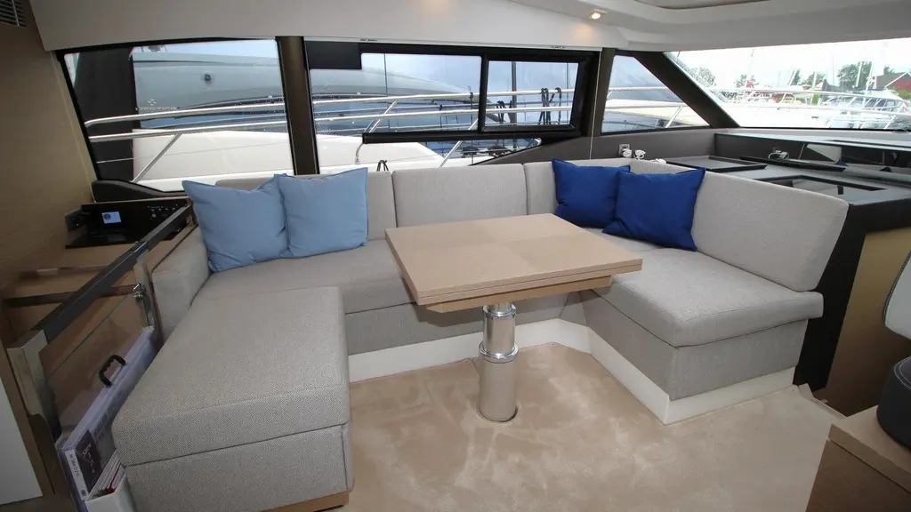 Vromsii 2022 Prestige 460S Yacht For Sale in Ishøj Vromsii 2022 Prestige 460S Yacht For Sale in Ishøj