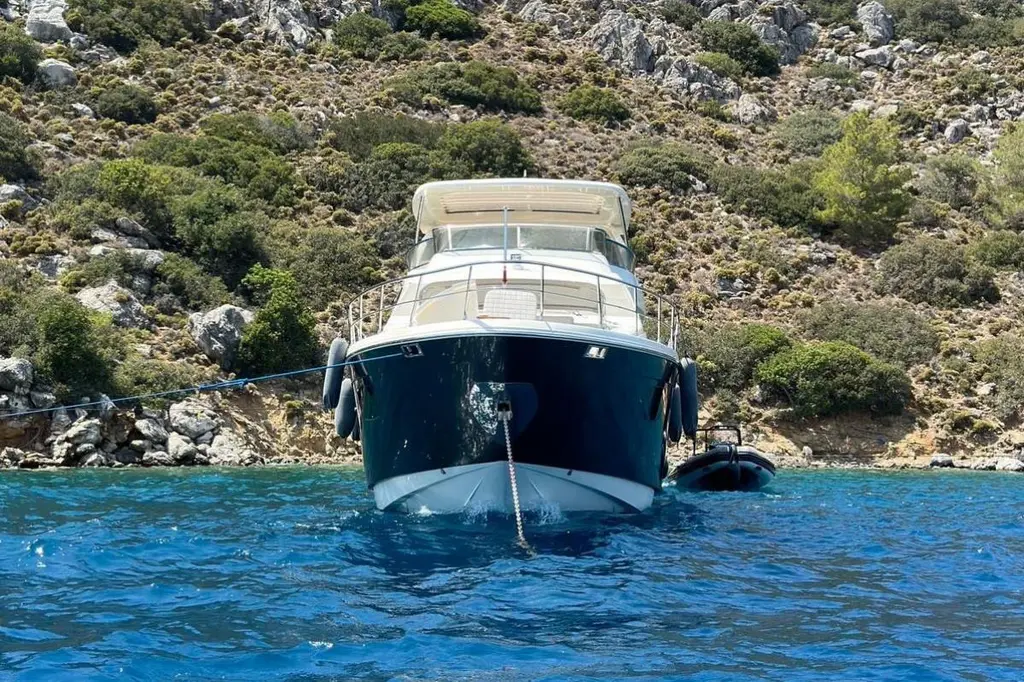 2012 Azimut 78 Yacht For Sale in South 2012 Azimut 78 Yacht For Sale in South