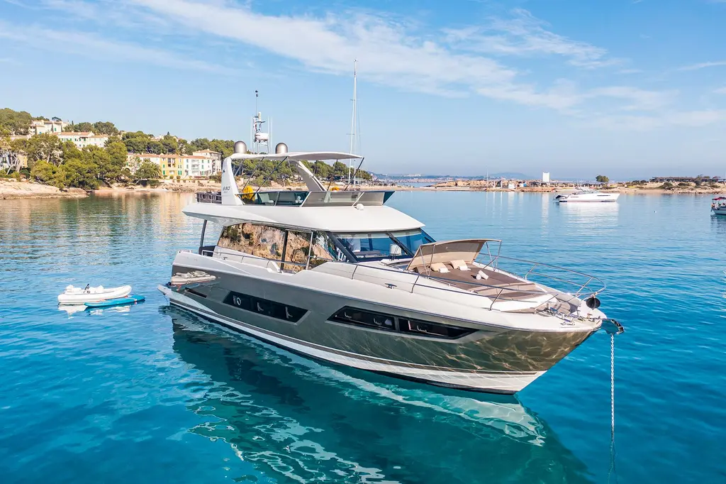 2016 Prestige 680 Yacht For Sale in Palma de Mallorca ES-PM 2016 Prestige 680 Yacht For Sale in Palma de Mallorca ES-PM