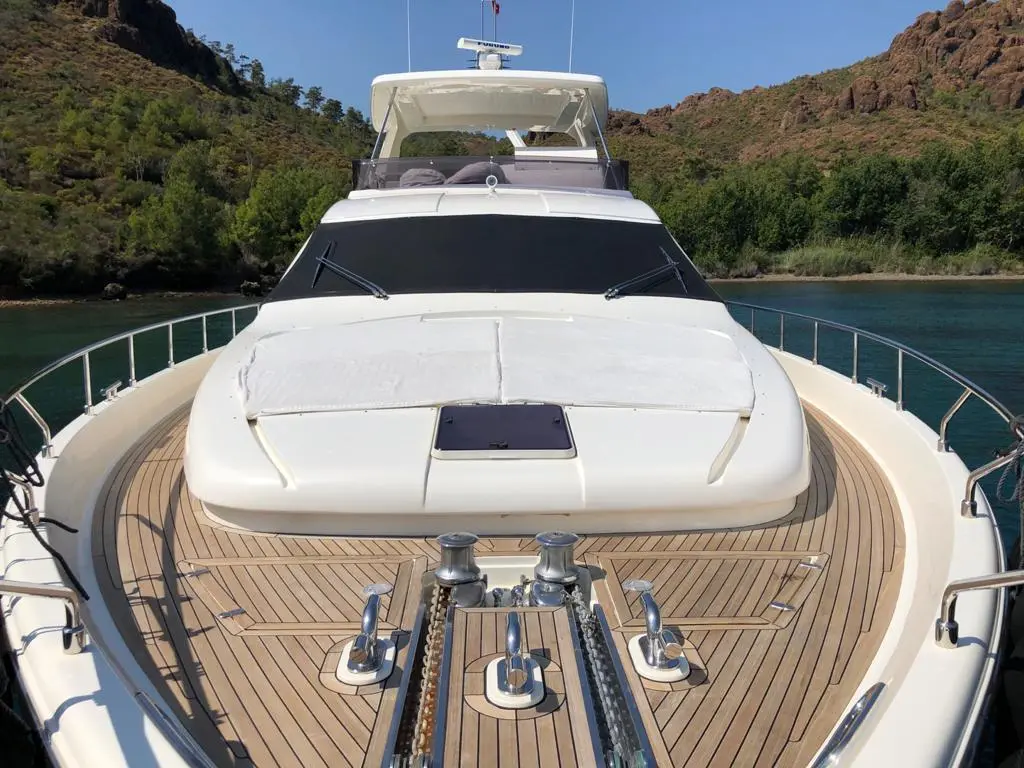 MAR AZUL 2008 Ferretti Yachts 830 Yacht For Sale in Thessaloniki MAR AZUL 2008 Ferretti Yachts 830 Yacht For Sale in Thessaloniki