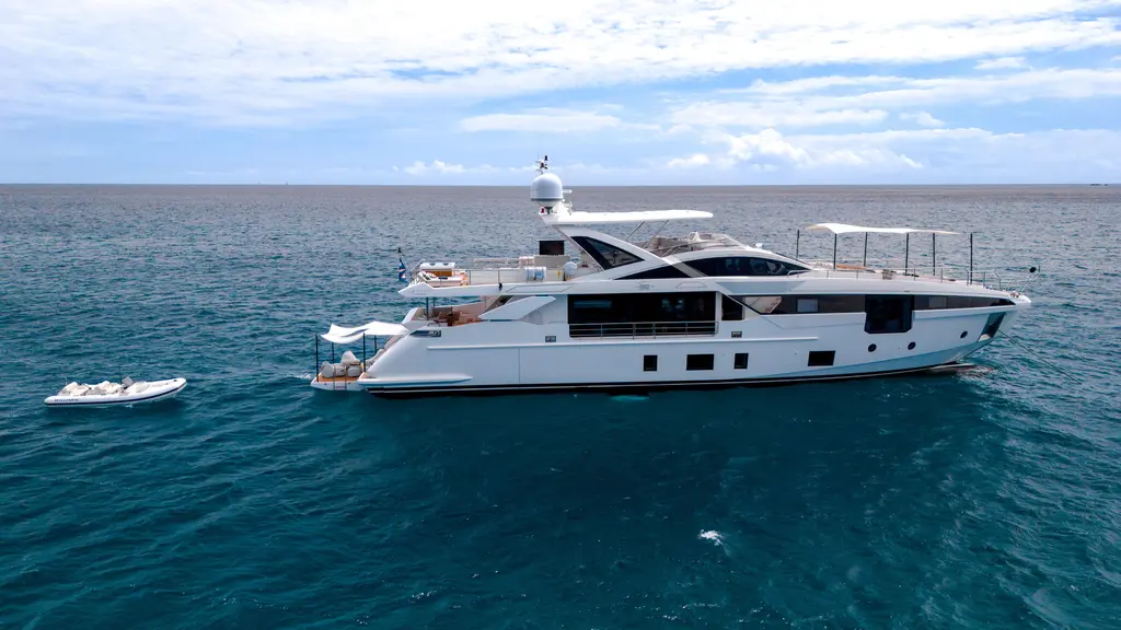 2020 Azimut Grande 32M Yacht For Sale in Palma de Mallorca ES-PM 2020 Azimut Grande 32M Yacht For Sale in Palma de Mallorca ES-PM