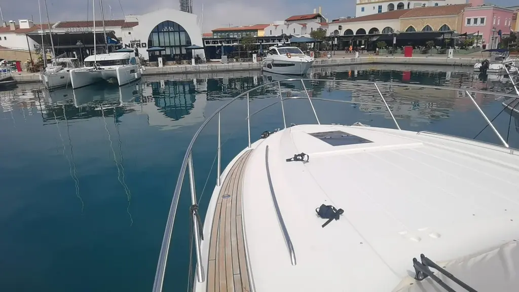2010 Princess V52 Yacht For Sale in Limassol 2010 Princess V52 Yacht For Sale in Limassol