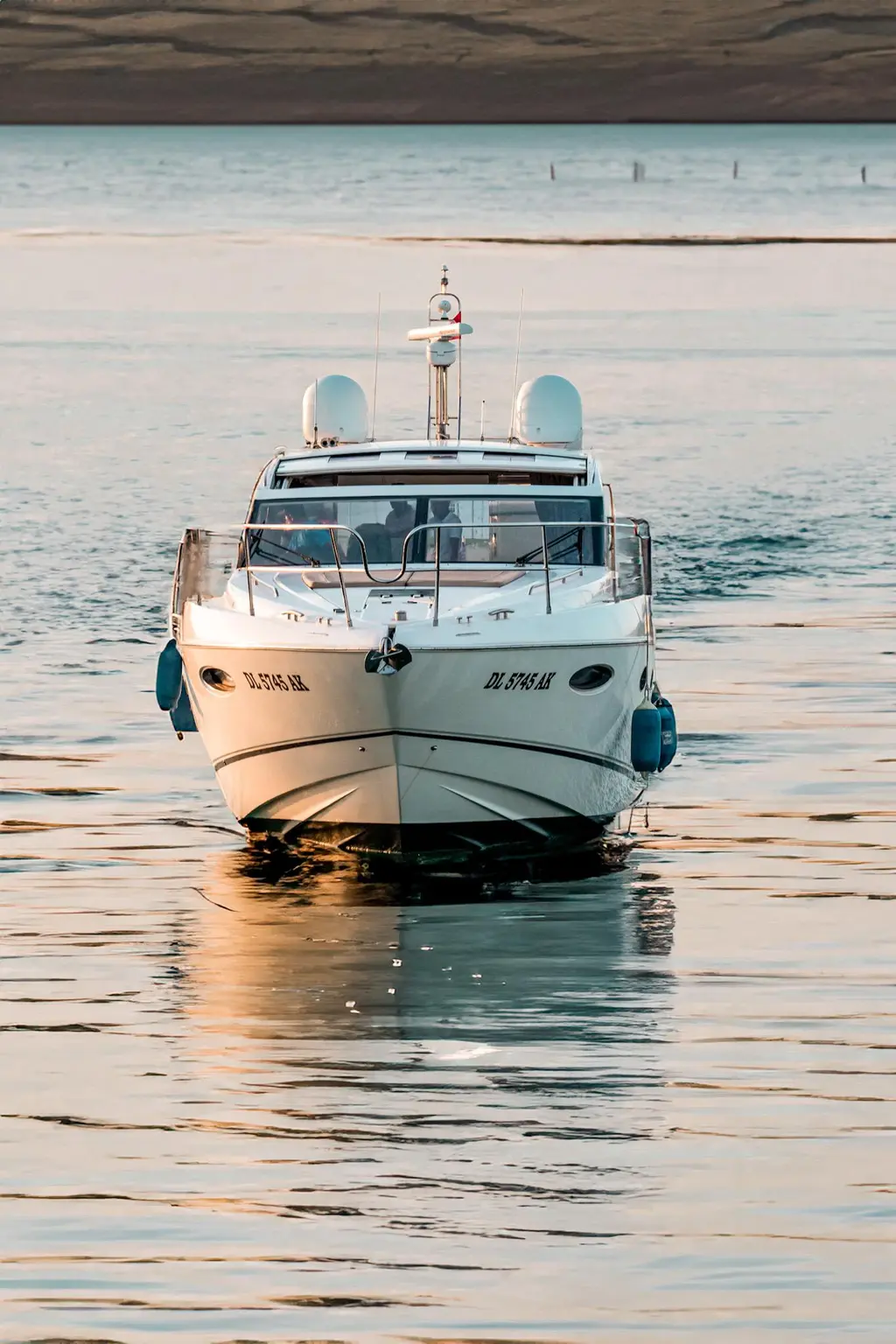 COOL 2012 Princess V52 Yacht For Sale in GAMMARTH COOL 2012 Princess V52 Yacht For Sale in GAMMARTH