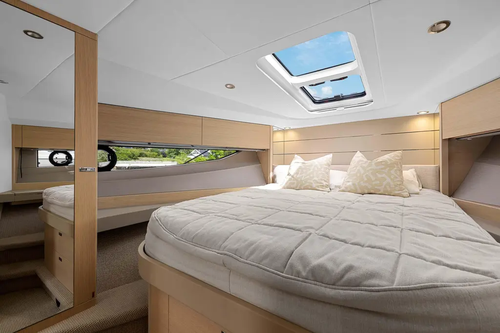 V40188 2024 Princess V40 Yacht For Sale in Vollen, Oslo V40188 2024 Princess V40 Yacht For Sale in Vollen, Oslo