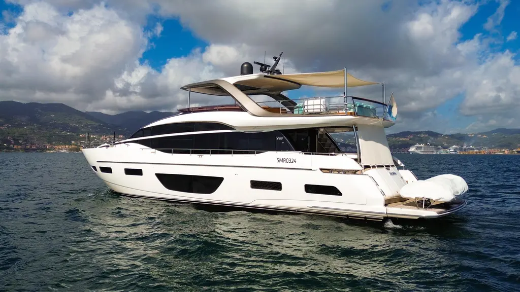 2020 Princess Y85 Yacht For Sale in La Spezia 2020 Princess Y85 Yacht For Sale in La Spezia