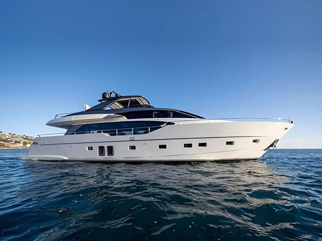2017 Sanlorenzo SL86 Yacht For Sale in La Spezia 2017 Sanlorenzo SL86 Yacht For Sale in La Spezia