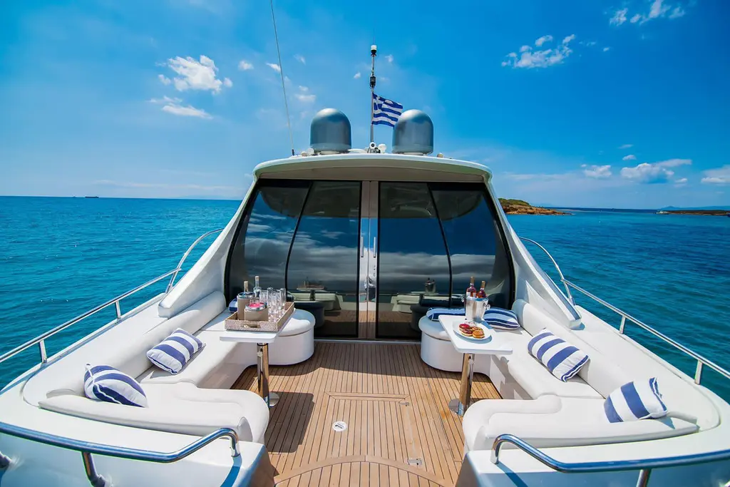 2003 Pershing 65 Yacht For Sale in Glyfada 2003 Pershing 65 Yacht For Sale in Glyfada