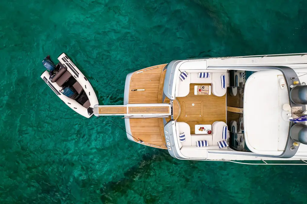 2003 Pershing 65 Yacht For Sale in Glyfada 2003 Pershing 65 Yacht For Sale in Glyfada