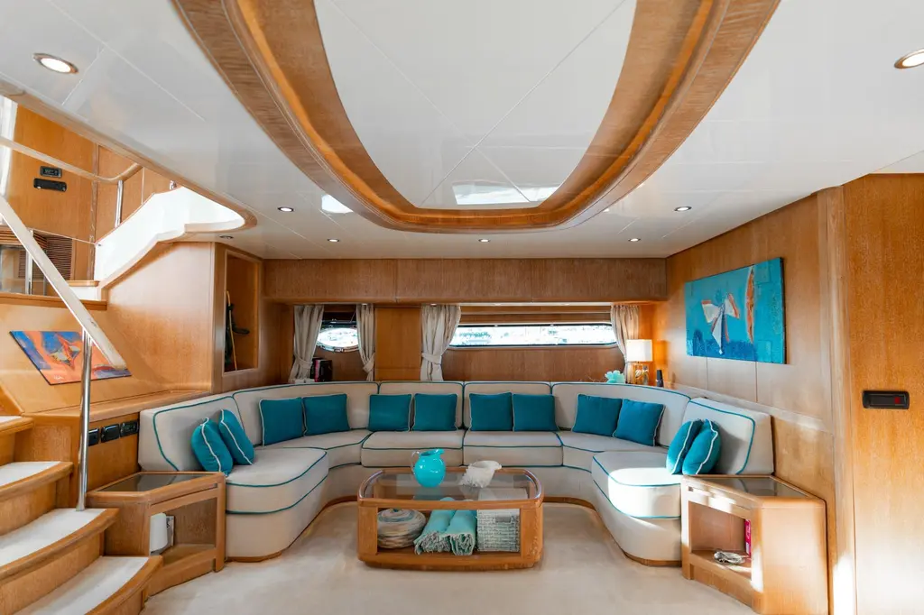 2004 Cerri Cantieri Navali 86 Flying Sport Yacht For Sale in Liguria 2004 Cerri Cantieri Navali 86 Flying Sport Yacht For Sale in Liguria