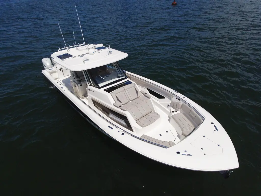 Blue Liner 2021 Pursuit S 428 Sport Yacht For Sale in North Falmouth MA