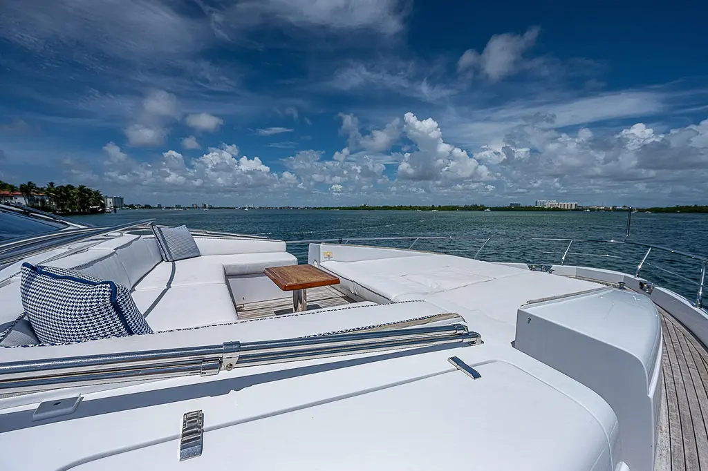 RESET 2011 Azimut 82 Yacht For Sale in Aventura FL RESET 2011 Azimut 82 Yacht For Sale in Aventura FL