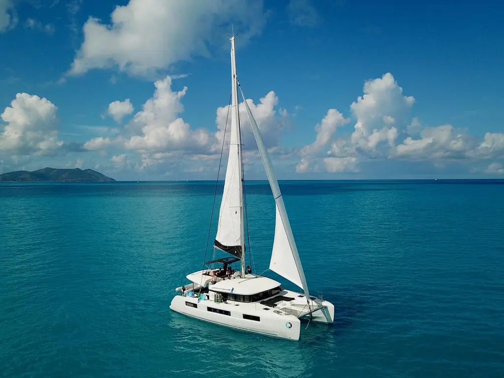 OUT OF THE BLUE 2019 Lagoon 50 Yacht For Sale in Tortola 