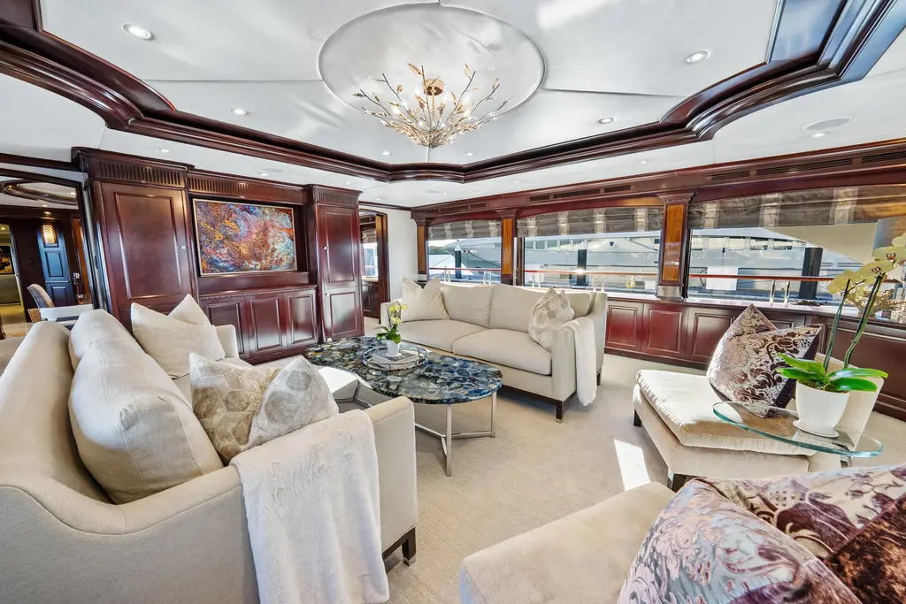 NICOLE EVELYN 2005 Trinity Yachts Tri-Deck Yacht For Sale in Highlands NJ NICOLE EVELYN 2005 Trinity Yachts Tri-Deck Yacht For Sale in Highlands NJ