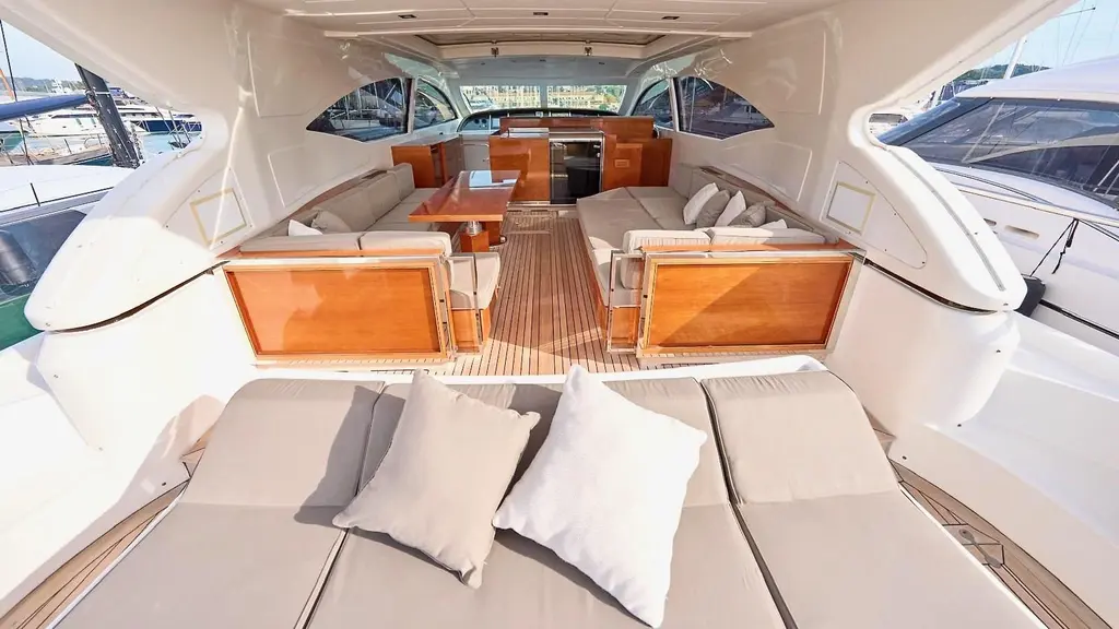 2007 Mangusta 72 Open Yacht For Sale in Liguria 2007 Mangusta 72 Open Yacht For Sale in Liguria
