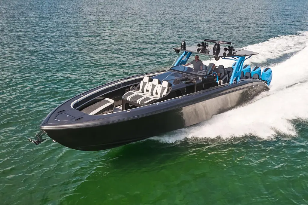 2023 Midnight Express 43 Solstice Yacht For Sale in Miami FL 2023 Midnight Express 43 Solstice Yacht For Sale in Miami FL