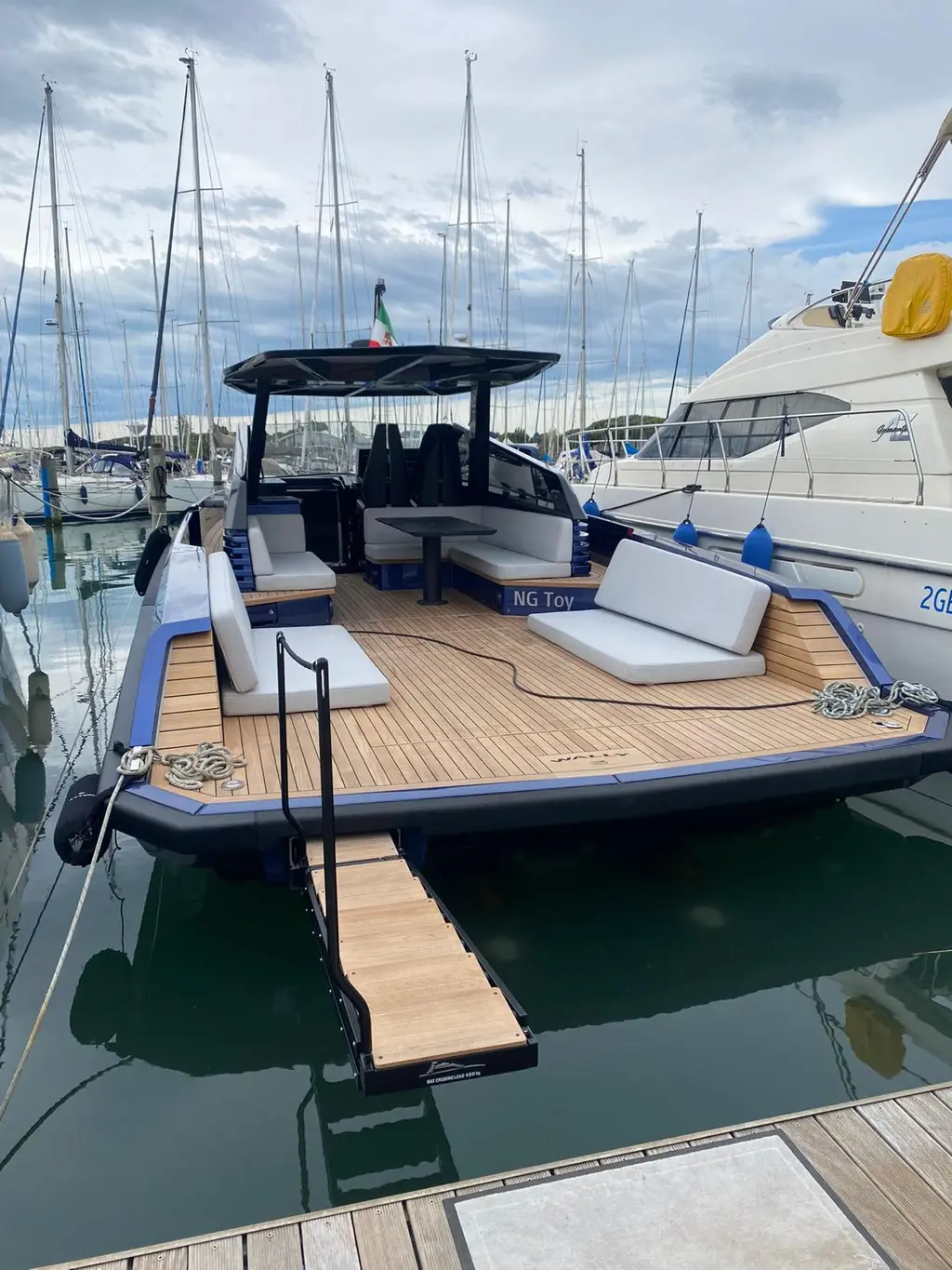 NG 2024 Wally wallytender43 Yacht For Sale in la Spezia IT-SP NG 2024 Wally wallytender43 Yacht For Sale in la Spezia IT-SP