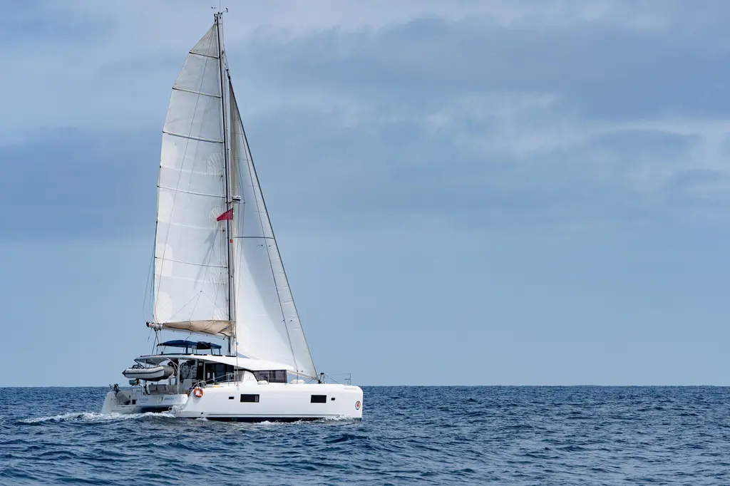 CATALINA BREEZE 2022 Lagoon 42 Yacht For Sale in Marina Del Rey CA CATALINA BREEZE 2022 Lagoon 42 Yacht For Sale in Marina Del Rey CA