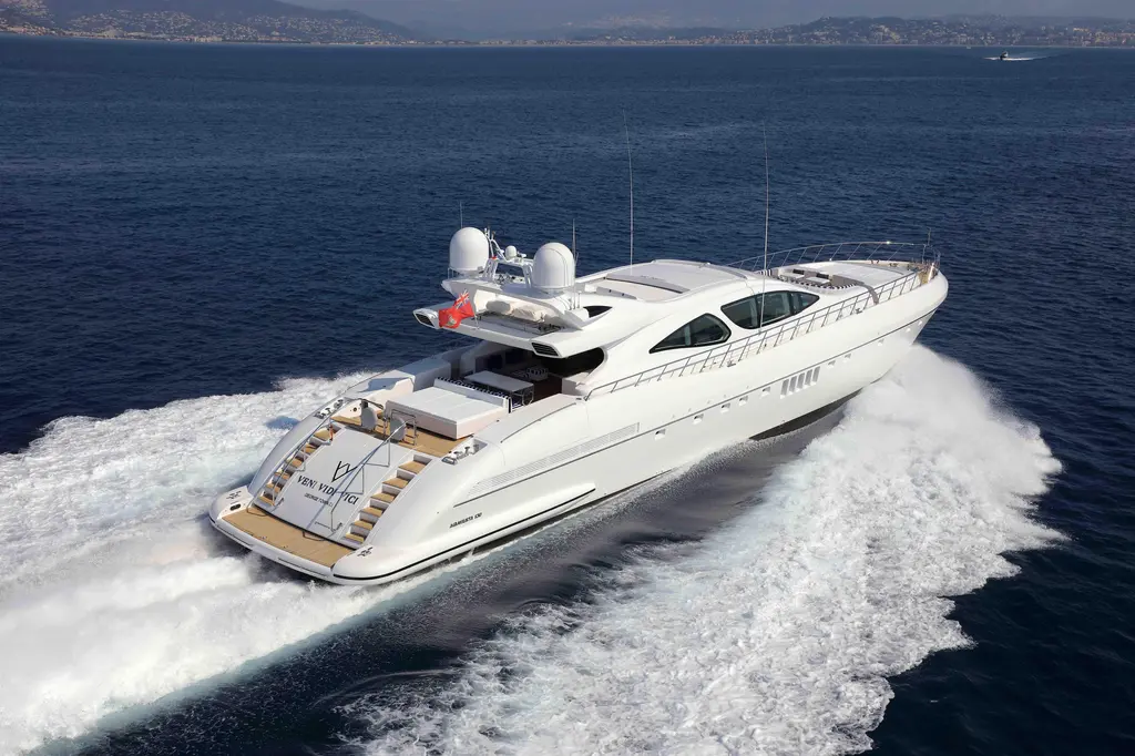 Veni Vidi Vici (VVV) 2006 Mangusta 130 Yacht For Sale in Nice Veni Vidi Vici (VVV) 2006 Mangusta 130 Yacht For Sale in Nice