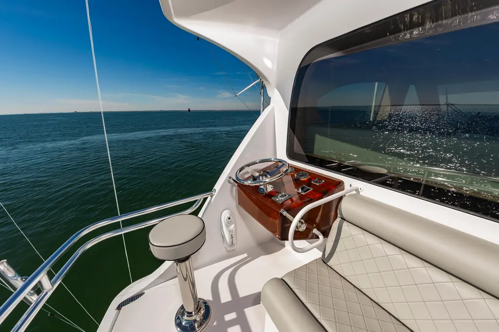 Aces Up 2008 Hatteras 64 ENCLOSED BRIDGE Yacht For Sale in Hampton VA Aces Up 2008 Hatteras 64 ENCLOSED BRIDGE Yacht For Sale in Hampton VA