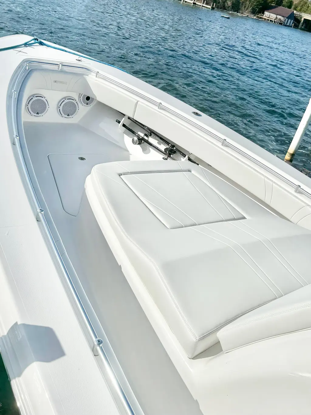 2024 Contender 39 Fisharound Yacht For Sale in Bellaire MI 2024 Contender 39 Fisharound Yacht For Sale in Bellaire MI
