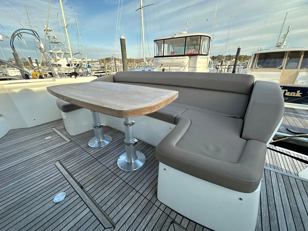 2015 Prestige 500S Yacht For Sale in Grasonville MD 2015 Prestige 500S Yacht For Sale in Grasonville MD