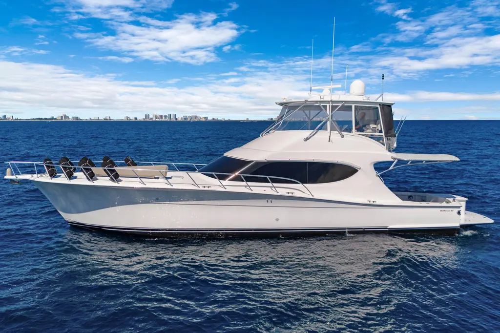 2016 Hatteras GT63 Yacht For Sale in Fort Lauderdale FL 2016 Hatteras GT63 Yacht For Sale in Fort Lauderdale FL