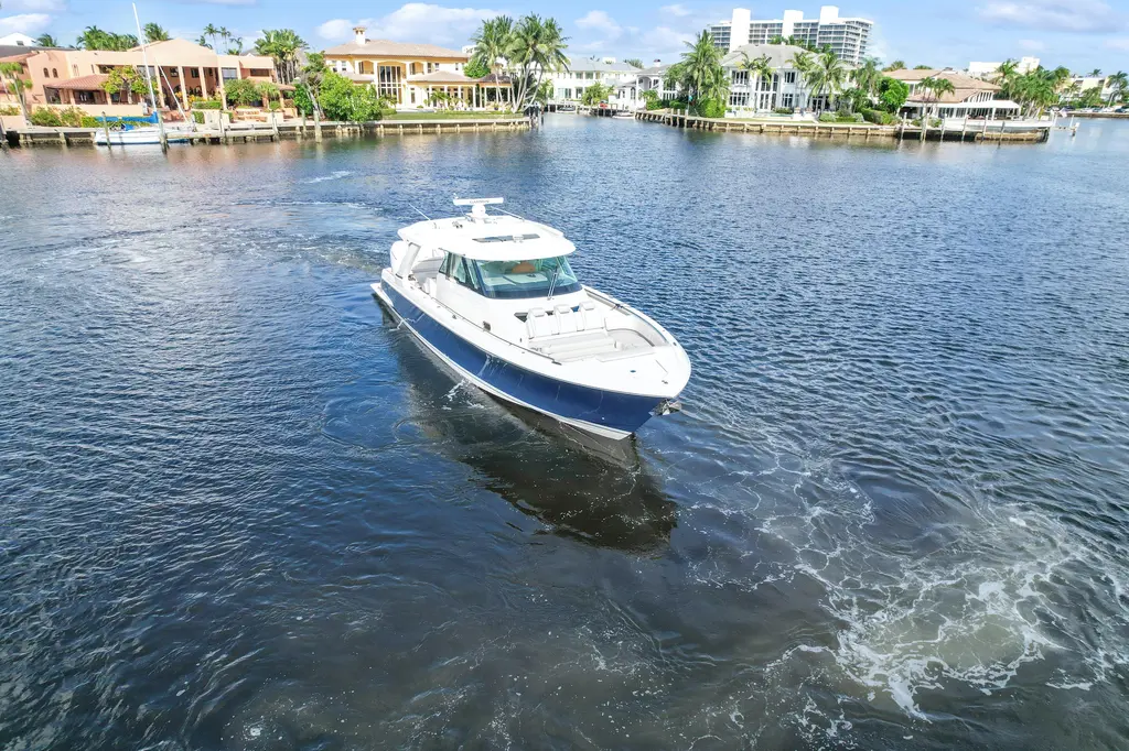 2022 Tiara Yachts 48 LS Yacht For Sale in Palm Beach FL 2022 Tiara Yachts 48 LS Yacht For Sale in Palm Beach FL