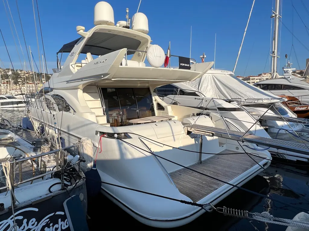 2005 Azimut 62 Yacht For Sale in MANDELIEU 06 2005 Azimut 62 Yacht For Sale in MANDELIEU 06