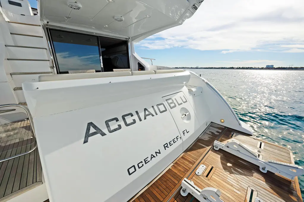 ACCIAIO BLU 2017 Azimut 60 Yacht For Sale in West Palm Beach FL ACCIAIO BLU 2017 Azimut 60 Yacht For Sale in West Palm Beach FL