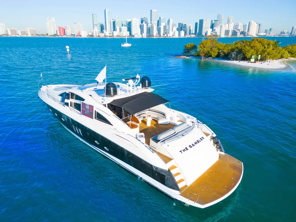 THE GAMBLER 2006 Sunseeker Predator 82 Yacht For Sale in Miami FL THE GAMBLER 2006 Sunseeker Predator 82 Yacht For Sale in Miami FL