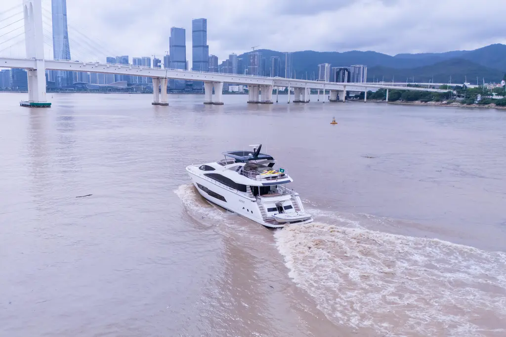 Sunseeker 86 2014 Sunseeker 86 Yacht Yacht For Sale in Hong Kong Sunseeker 86 2014 Sunseeker 86 Yacht Yacht For Sale in Hong Kong