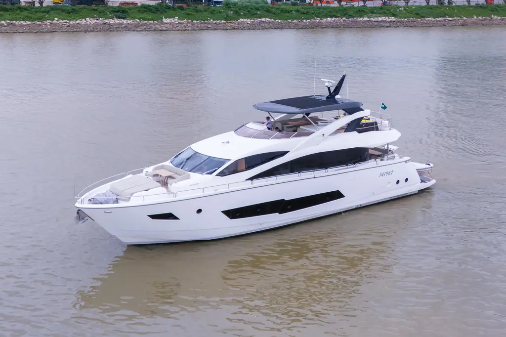 Sunseeker 86 2014 Sunseeker 86 Yacht Yacht For Sale in Hong Kong Sunseeker 86 2014 Sunseeker 86 Yacht Yacht For Sale in Hong Kong