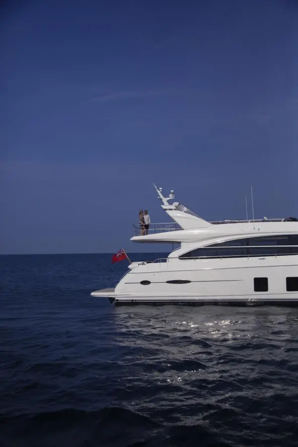 PALLAS 2014 Princess 82 Yacht For Sale in İstanbul PALLAS 2014 Princess 82 Yacht For Sale in İstanbul