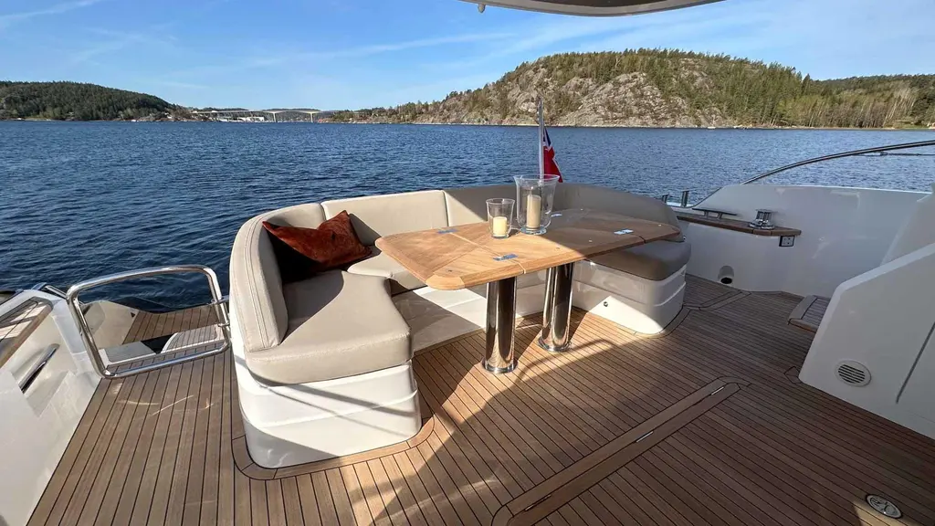 F65012 2024 Princess F65 Yacht For Sale in Hen&aring;n 