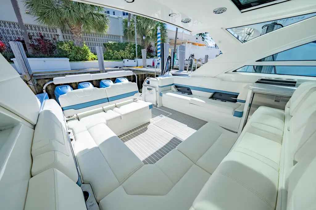 SOUTHERN OFFICE 2018 Formula 430 Super Sport Crossover Yacht For Sale in Fort Lauderdale FL SOUTHERN OFFICE 2018 Formula 430 Super Sport Crossover Yacht For Sale in Fort Lauderdale FL