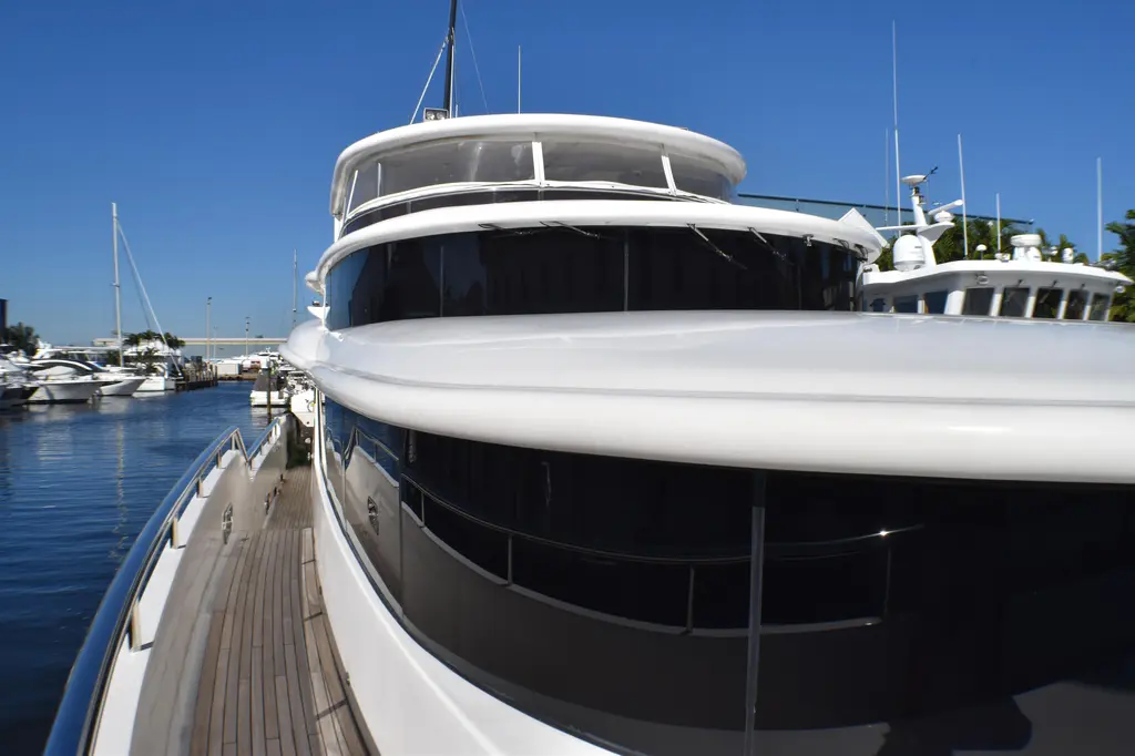 MAGIC MOMENTS 2006 Johnson 87' Motor Yacht Yacht For Sale in Dania Beach FL MAGIC MOMENTS 2006 Johnson 87' Motor Yacht Yacht For Sale in Dania Beach FL
