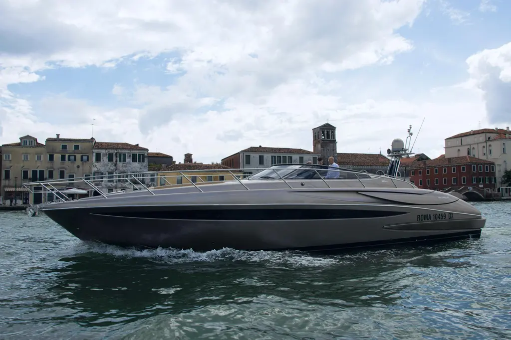 2006 Riva 52' Rivale Yacht For Sale in Venezia IT-VE 2006 Riva 52' Rivale Yacht For Sale in Venezia IT-VE