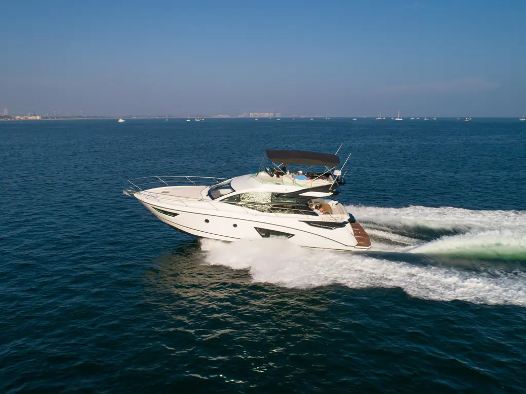 Miss G 2020 Beneteau Gran Turismo 50 Sportfly Yacht For Sale in Hewlett Harbor NY Miss G 2020 Beneteau Gran Turismo 50 Sportfly Yacht For Sale in Hewlett Harbor NY